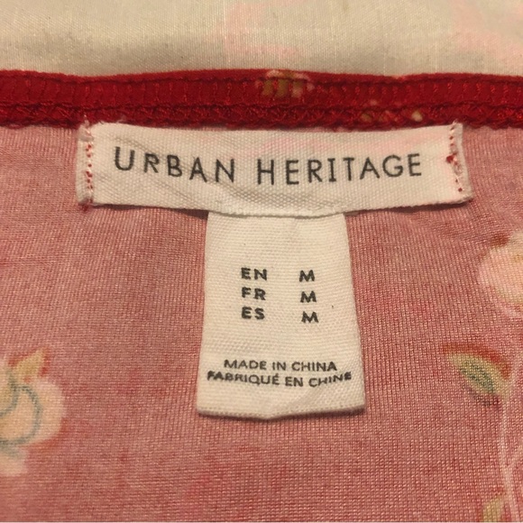3/40$ Urban Heritage - Red Crop Top With Flowers - Picture 5 of 5